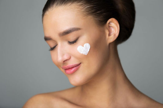 Tägliche Pflege für eine gesunde Haut