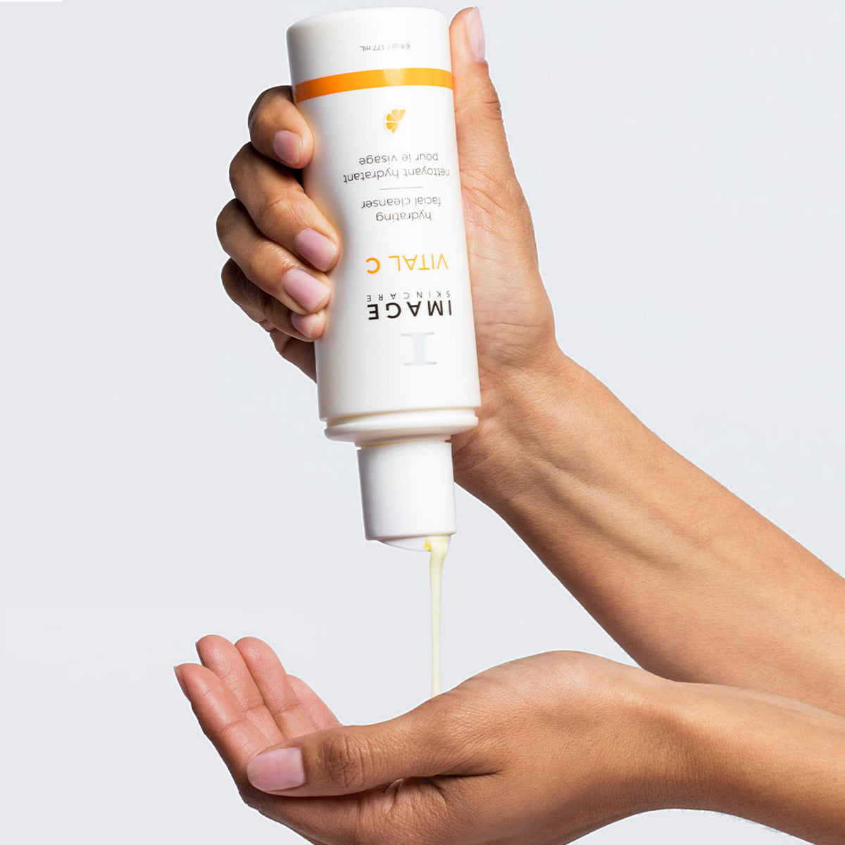 VITAL C HYDRATING FACIAL CLEANSER