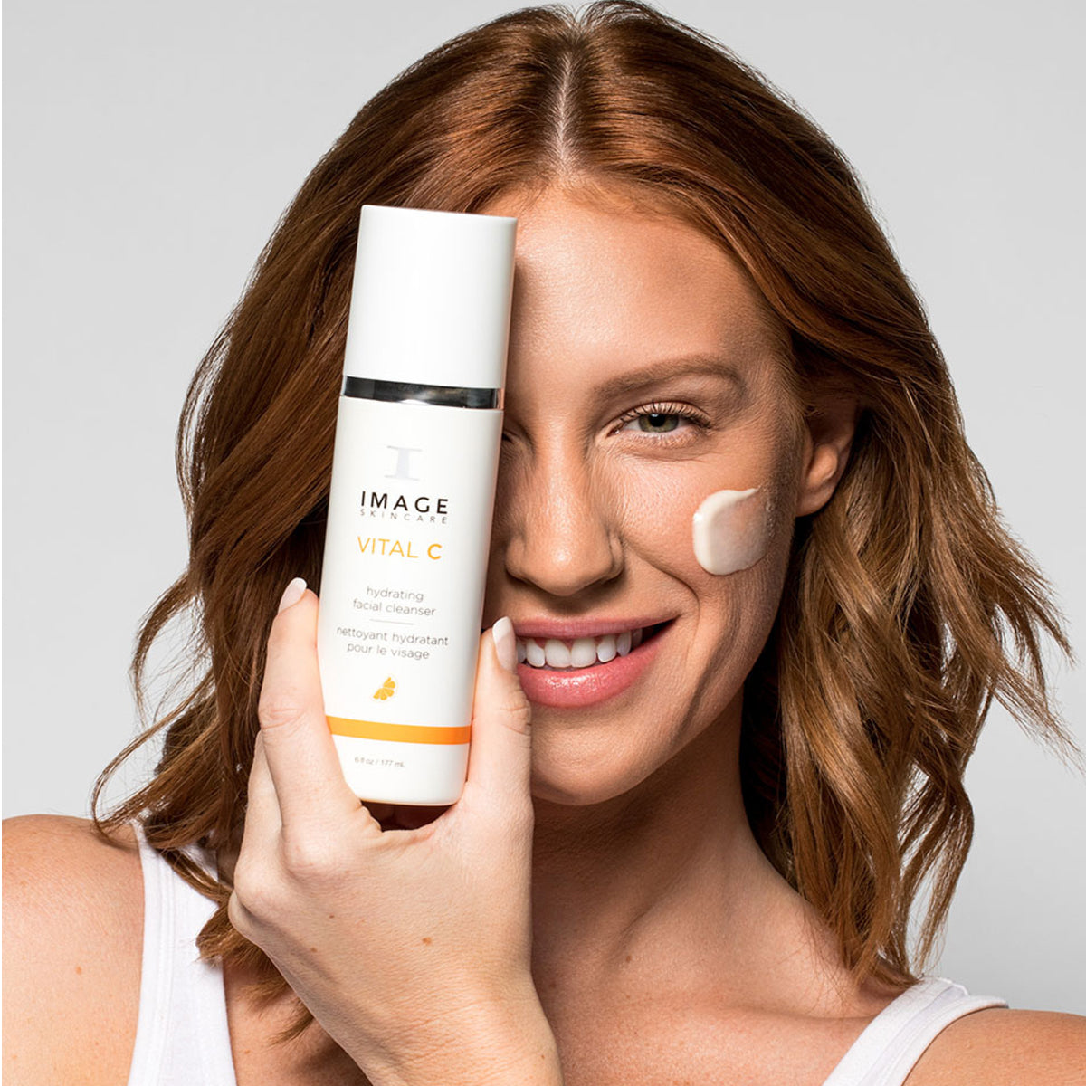 VITAL C HYDRATING FACIAL CLEANSER