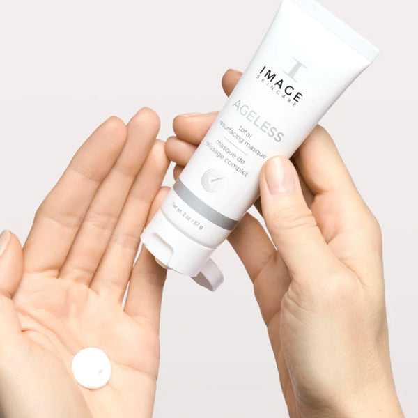 AGELESS TOTAL RESURFACING MASQUE