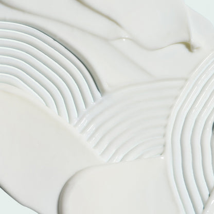 ILUMA™ BRIGHTENING BODY LOTION